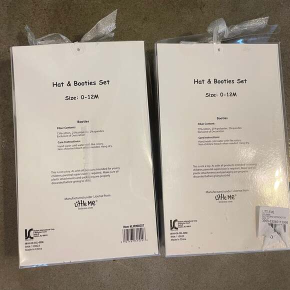 Christmas Santa hat sock Gold Nice twins infants size 0-12 Mo New Box Gift sets - Picture 4 of 5